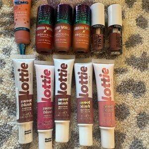 Profusion Limited Edition Jurassic Park,Lottie London,Revolution Liquid Blushes